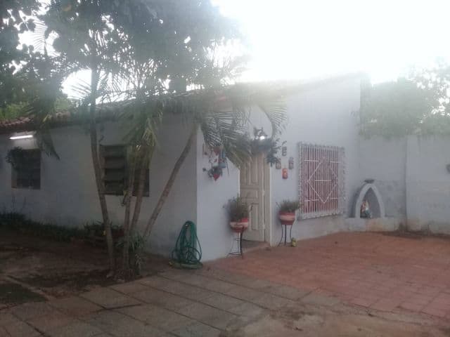 Casa en Luque. Centro. Cod 2614