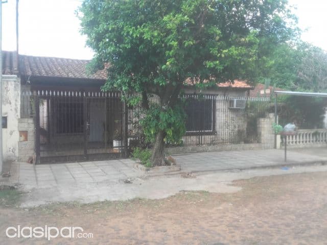 Casa Oferta En Fernando de la Mora Zona Sur En Pleno Centro Precio Especial