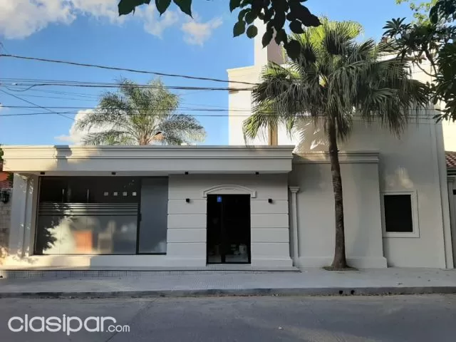 Villa Morra: Imponente residencia, 6 dormitorios, jardín, piscina, premium 100% — foto 5