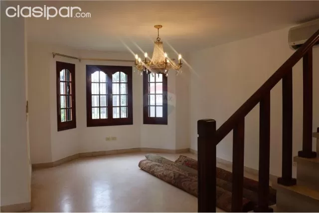 Los laureles: Fina residencia en alquiler, 3 dormitorios, jardín, ubicación ideal — foto 4