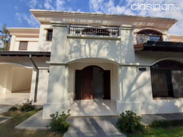 Manorá : Super residencial , 3 dormit, jardin, piscina - 3.000 usd
