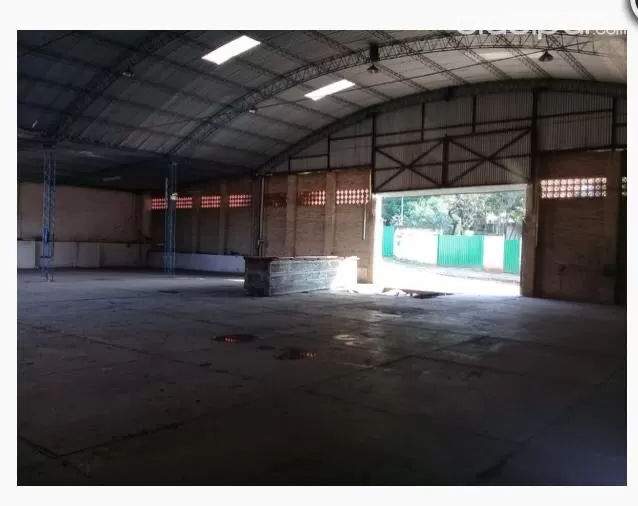 Se alquila amplio depósito en Lambare — foto 3