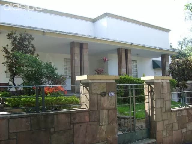 En venta inmueble zona Peru y Herrera, foto 4