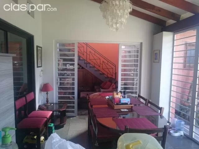 Mburucuyá: Residencia en planta baja, 4 dormitorios, jardín, foto 4