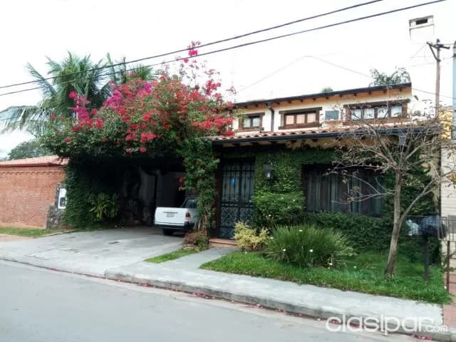 Ykua sati, goethe: Residencia estilo español, 3 dormitorios, jardín, piscina, foto 2