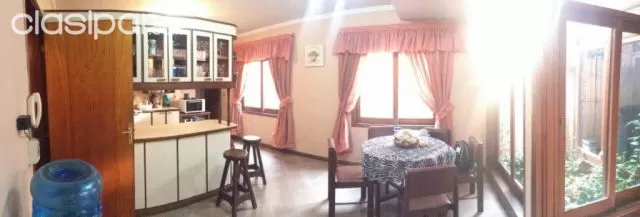 Bo Herrera (prox goethe): Residencia en venta, 4 suites, amplio jardín y piscina, foto 3
