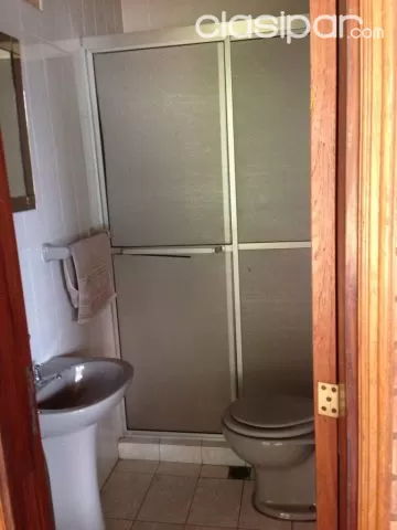 Bo Herrera (prox goethe): Residencia en venta, 4 suites, amplio jardín y piscina, foto 5