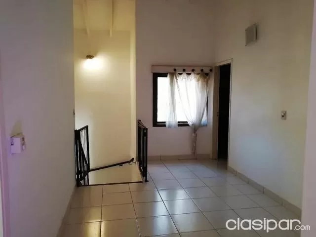 Mburucuyá: Elegante dúplex, 3 dormitorios, piscina, jardín, 6.500.000 gs — foto 5
