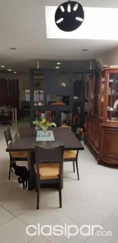 Carmelitas, el mangal: Residencia en planta baja, 4 dormitorios, sólo 350.000 usd — foto 3