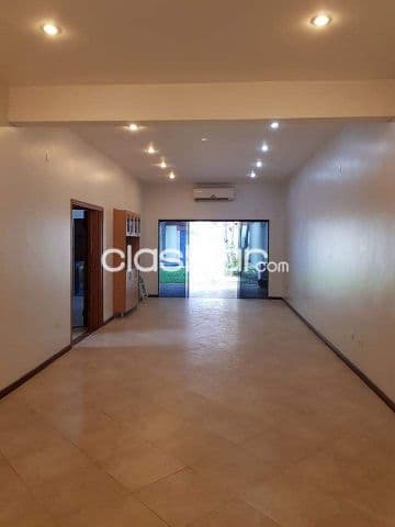 Residencia en barrio mcal. Estigarribia - asuncion