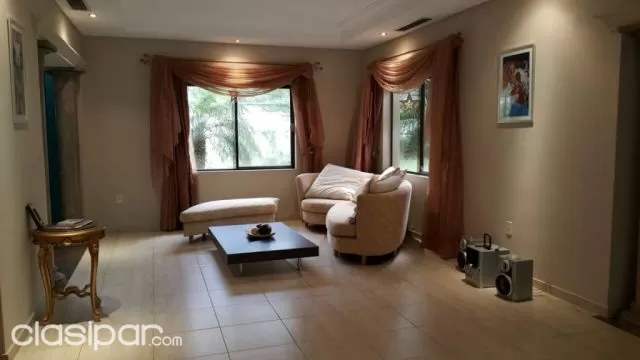Lambaré, yacht y golf club: Elegante residencia, 3.000 m2 s/ campos de golf, 6 dormitorios, foto 3