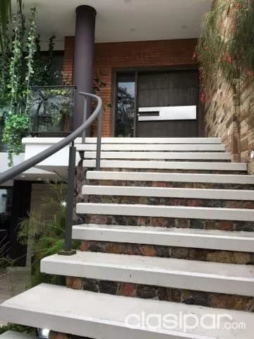 Lambaré,caracol: Lujosa residencia totalmente amoblada, 5 suites, jardín, piscina, parking, foto 3