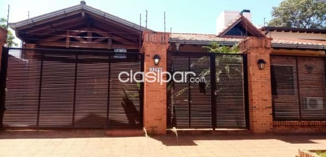 Hermosa casa en Fernando de la Mora zona norte cod 2791