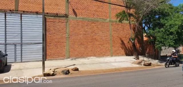 Loma pyta, transchaco: 920 m2, impecable depósito + oficinas - 16.000.000 gs, foto 3