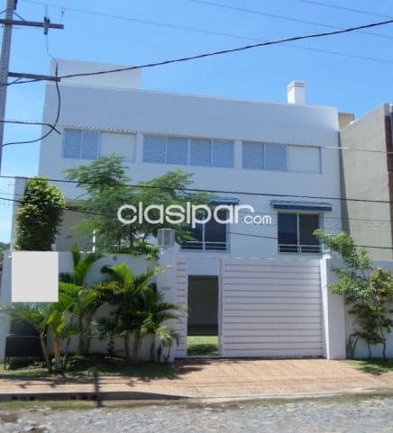 Ycua sati, goethe: 500 m2, elegante residencia minimalista, 3 suites, 630.000 usd, foto 1