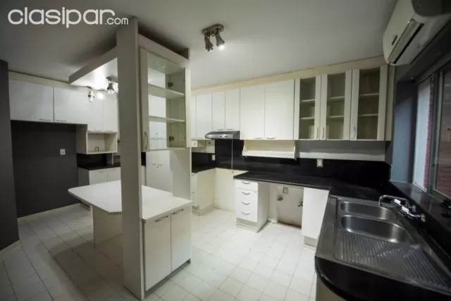 Manorá: Hermosas residencia, 574 m2, 3 dormitorios, jardín, piscina, 580.000 usd, foto 4