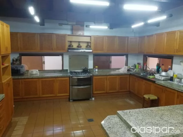 Z/ shopping del sol: Confortable residencia, tres dormitorios, gran jardín, piscina, foto 4