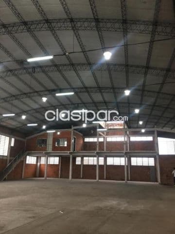 Prox. Avda mme lynch (cit): 1.130 m2 + oficinas, magnifico depósito en alquiler