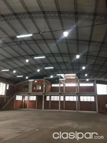 Prox. Avda mme lynch (cit): 1.130 m2 + oficinas, magnifico depósito en alquiler — foto 2