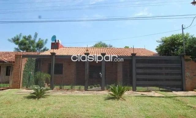 Fdo de la mora, z/ dylan: Elegante residencia, 364m2, equipada full, 900.000.000 gs, foto 1