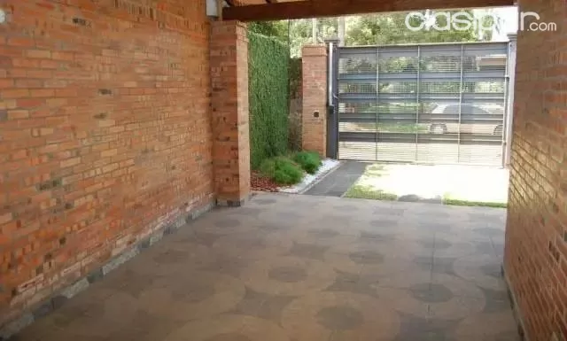 Fdo de la mora, z/ dylan: Elegante residencia, 364m2, equipada full, 900.000.000 gs, foto 5