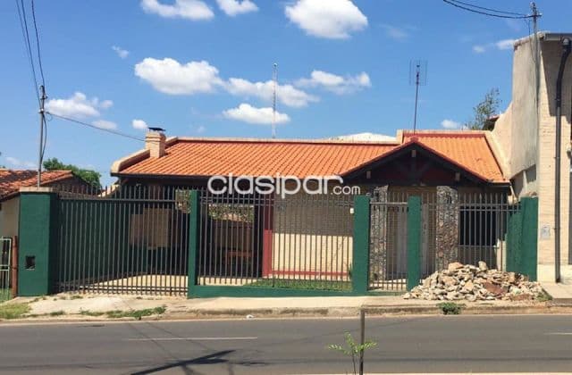 Mr alonso / aeropuerto: 360m2, impecable residencia en venta - 560.000.000 gs, foto 1