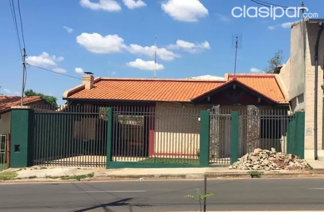 Mr alonso / aeropuerto: 360m2, impecable residencia en venta - 560.000.000 gs, foto 2