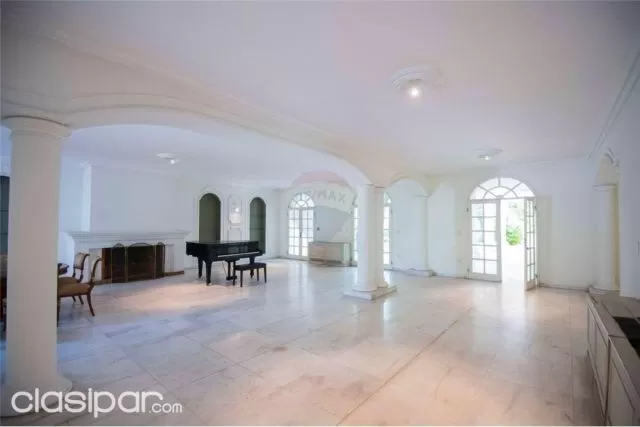 Las Mercedes: Elegante mansión ideal p/ embajadas, 5 dormitorios, jardín, piscina, foto 5