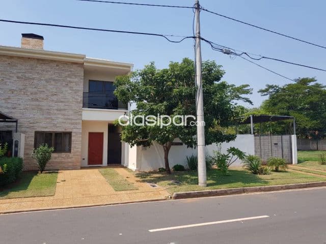 Duplex en Barrio Cerrado
