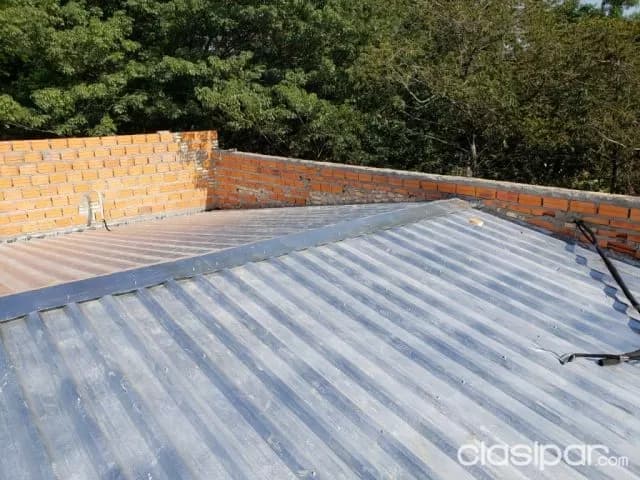 Luque (conmebol): 360m2, elegante residencia a estrenar, 4 dormitorios, jardín, piscina — foto 5