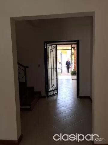 Ycua sati, avda. Santa teresa: Elegante residencia, 4 suites, gran jardín, piscina, foto 4