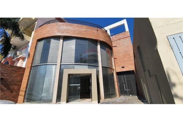 Edificio en Bo. Los Laureles — foto 2