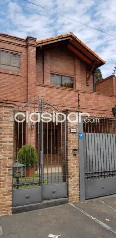 Villa Morra ( las almenas, campo alto): Distinguida residencia, 3 suites, jardín, piscina — foto 4