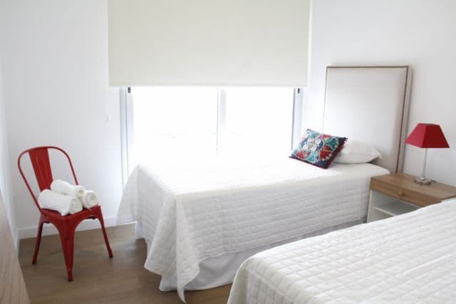 Palacio de los patos: Elegante depto. Amoblado, 2 suites, seguridad 24 hs - 1.800 usd — foto 1