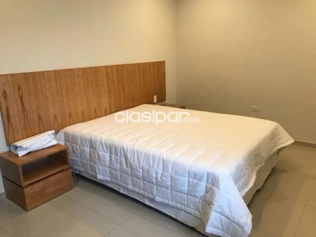 Edificio motta: Departamento amoblado, 2 dormitorios, Villa Morra - 1.300 usd