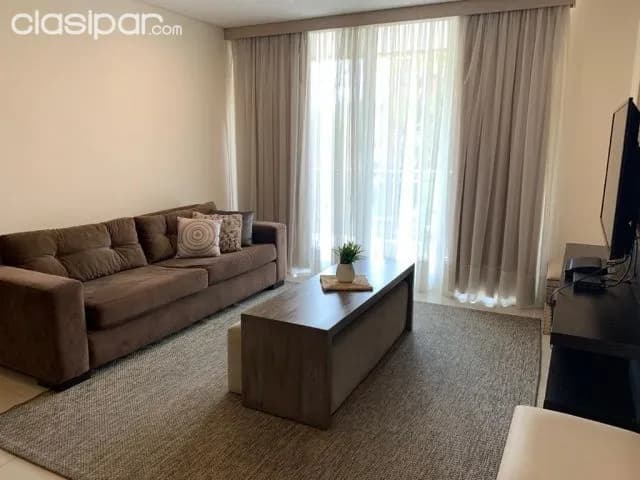 Villa Morra : Elegante depto amoblado, 2 dormitorios, piscina, seguridad 24 hs, 1.300 usd, foto 2