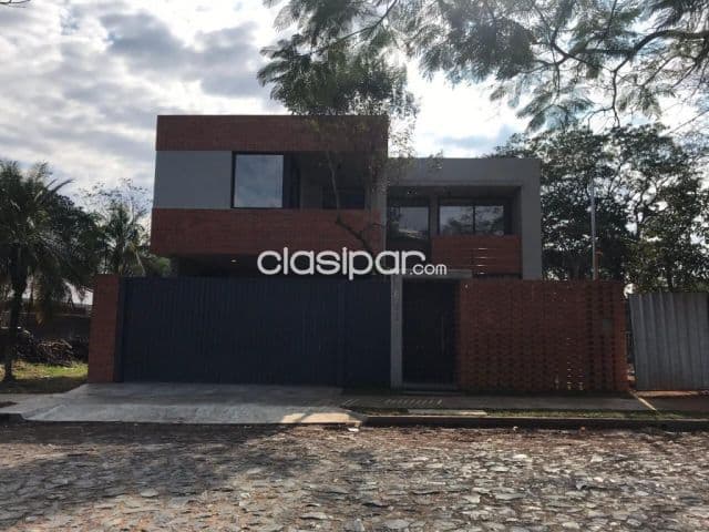 Ycua sati – goethe: Lujosa residencia minimalista, 3 suites, jardín, piscina - 2.500 usd