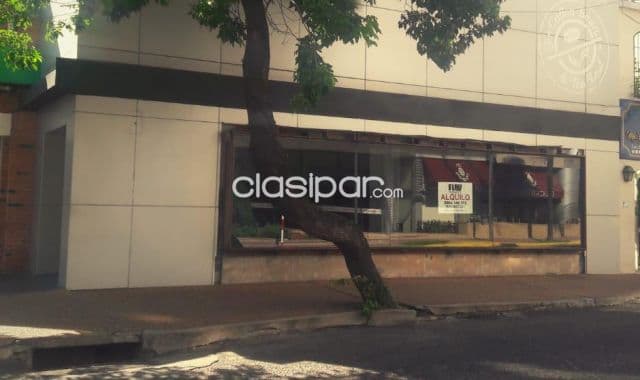 Frente al shop. Mcal. Lopez – Villa Morra: Prestigiosa esquina, 95 m2 - 2.000 usd
