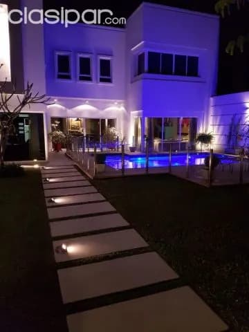Carmelitas / shop. Del sol: Elegante residencia minimalista, 4 dormit, jardín, piscina, foto 2