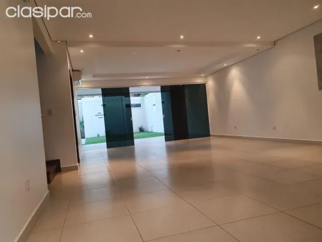 Se alquila casa pareada en Barrio Mburucuya, foto 3