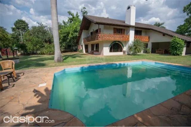 Amplia Residencia estilo Europeo en Ycua Sati, foto 2