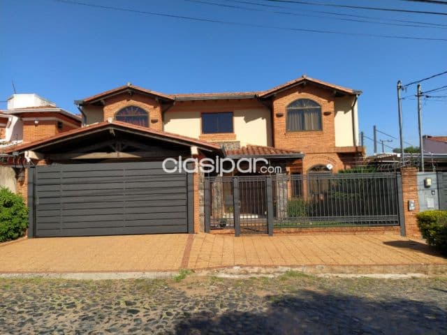 Remato hermosa residencia en asuncion, barrio san pablo. Y5432