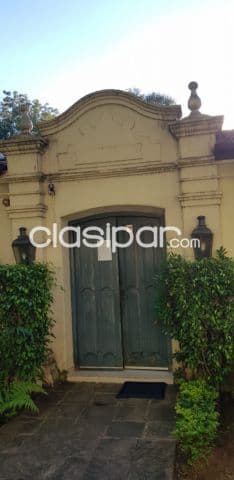El dorado – club centenario: 1.326 m2 elegante residencia colonial, en venta