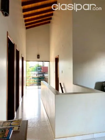 🇵🇾 Vendo hermosa Residencia ubicada en el km 6 1/2 Barrio San Isidro, foto 3