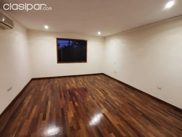 Casa en esquina en Los Laureles - Asunción, foto 5