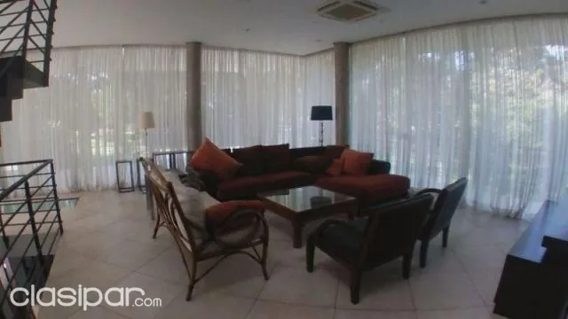 Casa minimalista de 6 dormitorios en el Yacht y Golf Club Paraguayo — foto 5