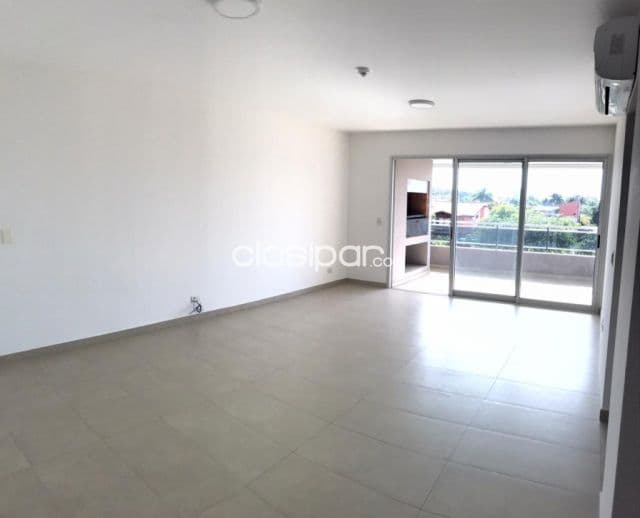 Amplio departamento de 2 dormitorios a la venta en San Jorge