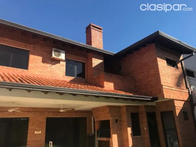 Carmelitas / shop. Del sol: Elegante residencia, 4 dormitorios, jardín, piscina, 2.400 usd — foto 3