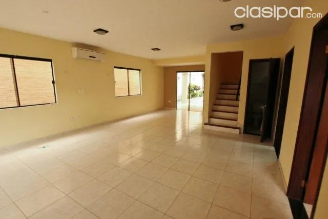 Bo mcal. Estigarribia / villa aurelia: Hermosa casa en venta, 4 dormitorios, piscina, foto 4