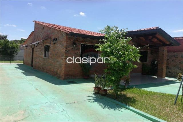 Hermosa Casa en el Barrio La Amistad - Luque 530,000,000 ₲